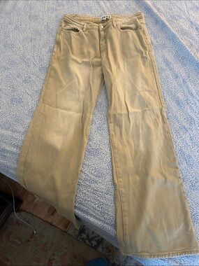Iamgia sand color Dylan Jean